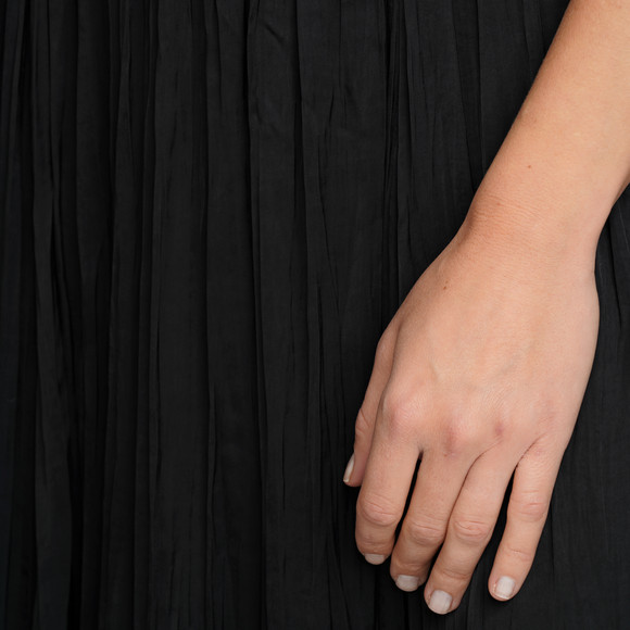 Damesrok met geplooide structuur