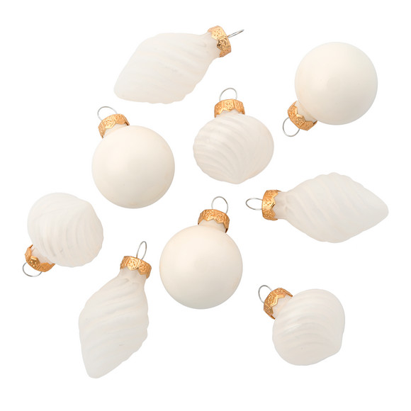 9 kerstballen in verschillende vormen wit