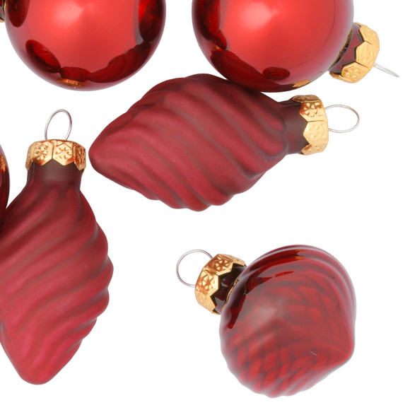 9 kerstballen in verschillende vormen