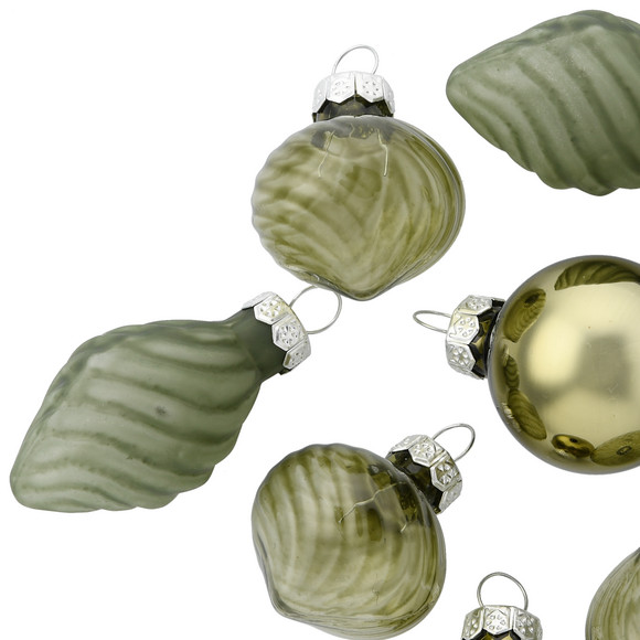 9 kerstballen in verschillende vormen