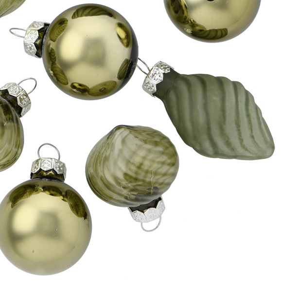 9 kerstballen in verschillende vormen