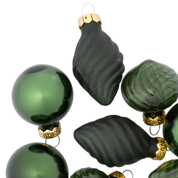 9 kerstballen in verschillende vormen