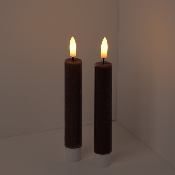 2 LED-dinerkaarsen in een Kledingsets