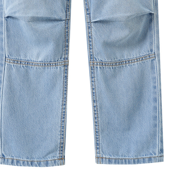 Jungen Pull-on-Jeans mit Kniefalte