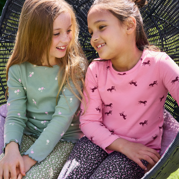 Mädchen Langarmshirt mit Pferde-Prints