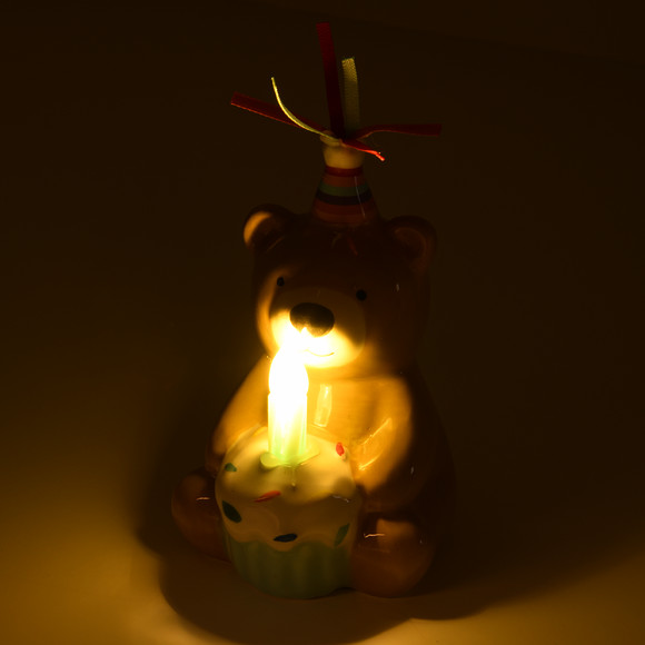 Geburtstagsdeko mit LED-Kerze Bär