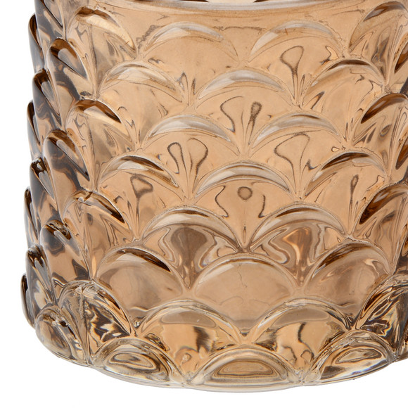 Windlicht aus Glas im Zapfendesign