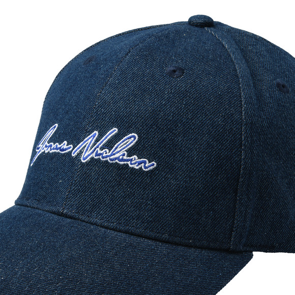 Damen Kappe mit Stickerei