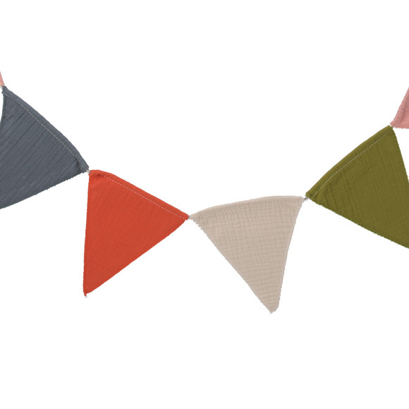 Slinger met kleurrijke vlaggen