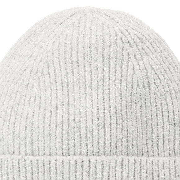 Dames gebreide muts met geribde structuur