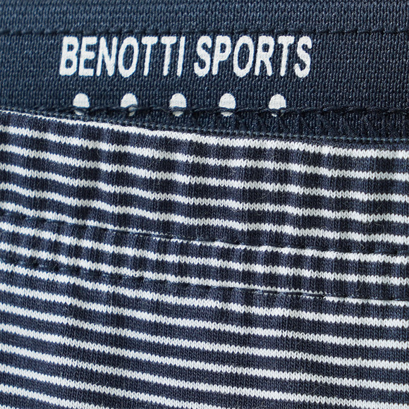 3 Damen Slips in verschiedenen Dessins