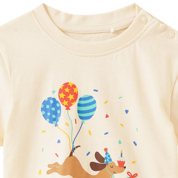 Baby T-Shirt mit Geburtstags-Motiv