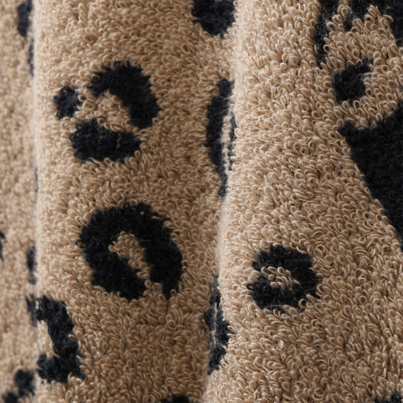 Handdoek met hartjes all-over