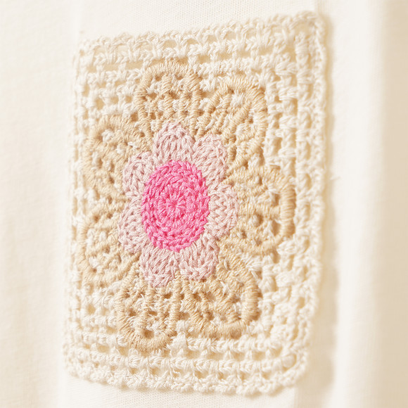 Mädchen T-Shirt mit Häkeltasche