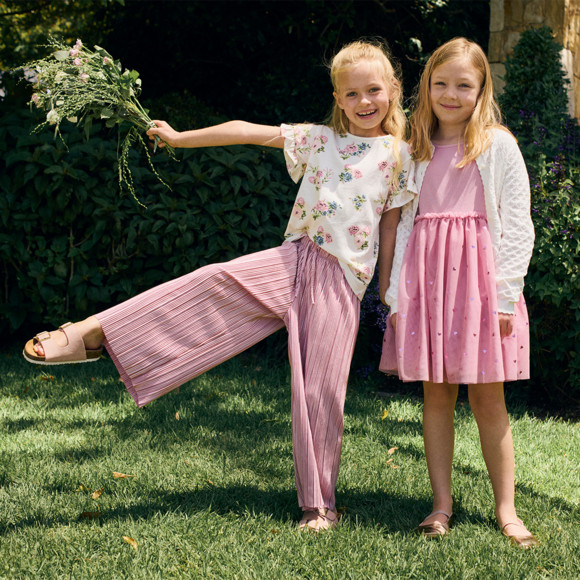 Mädchen Kleid mit Tüll