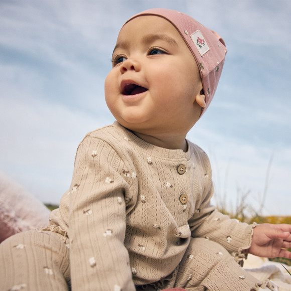 Newborn shirt met lange mouwen en bloemetjes