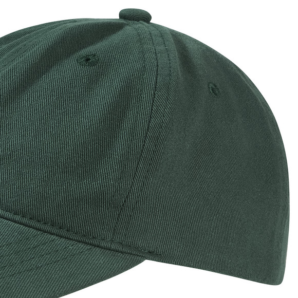 Jungen Kappe mit Stickerei