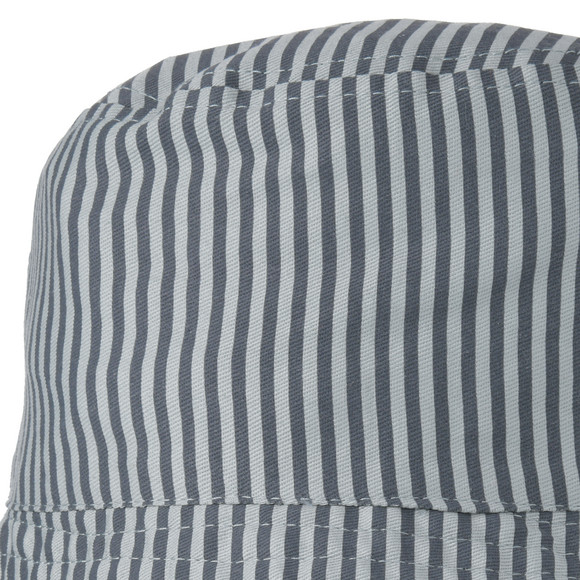 Jungen Hut mit Streifen