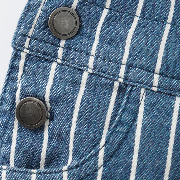 Baby Jeanslatzhose mit Stickerei