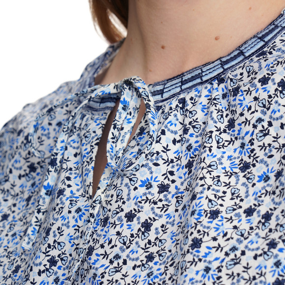 Damen Bluse im Millefleur-Dessin