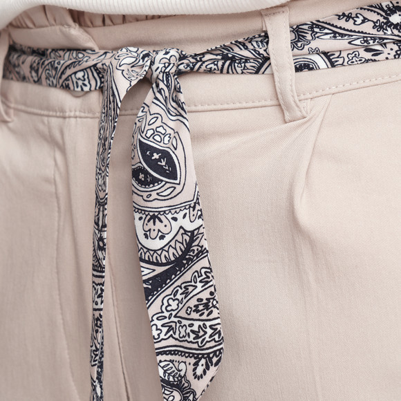 Damen Chinohose mit Bindegürtel