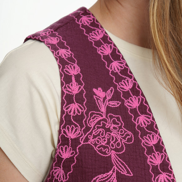 Mousseline damesvest met borduurwerk