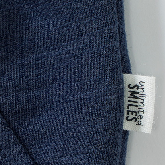 Babyjoggingshort met vlamgaren