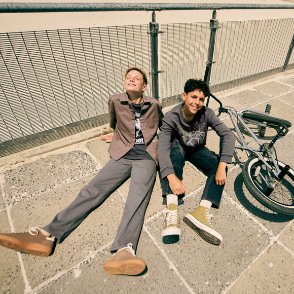 Jungen Hose mit verstellbarem Bund