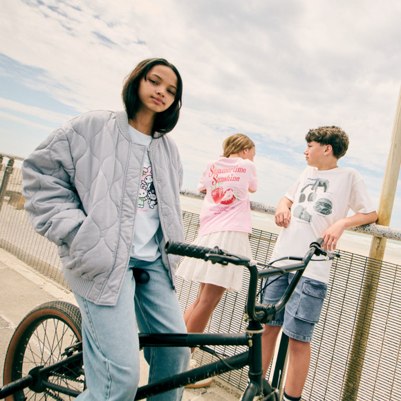 Mädchen Steppjacke mit Wellensteppung