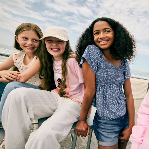 Mädchen T-Shirt mit Front-Print