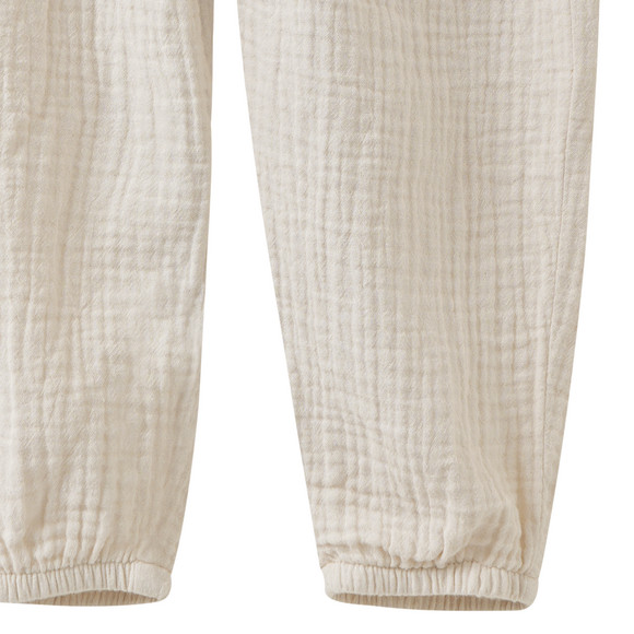Baby Musselinhose mit Zierknöpfen