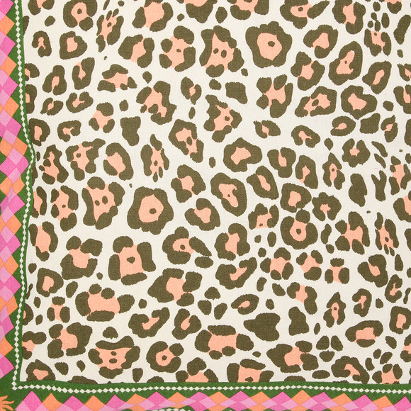 Kissenhülle mit Leo-Print