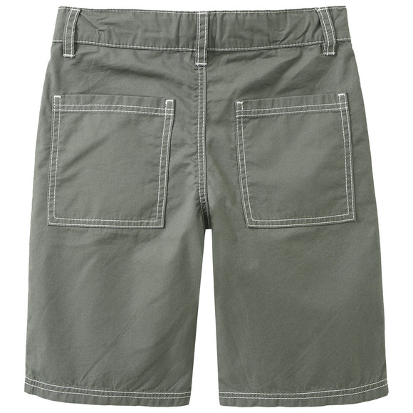 Jungen Shorts mit Kontrastnähten 