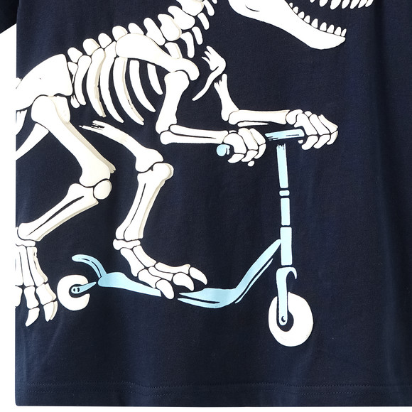 Jungen T-Shirt mit Dino-Motiven