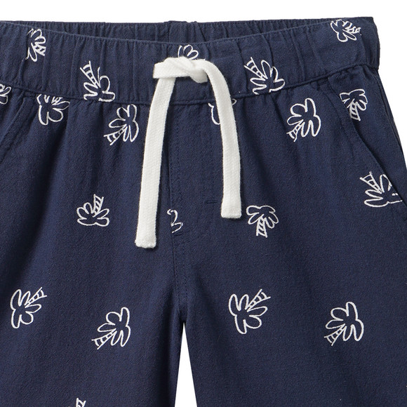 Jungen Shorts mit Allover-Print