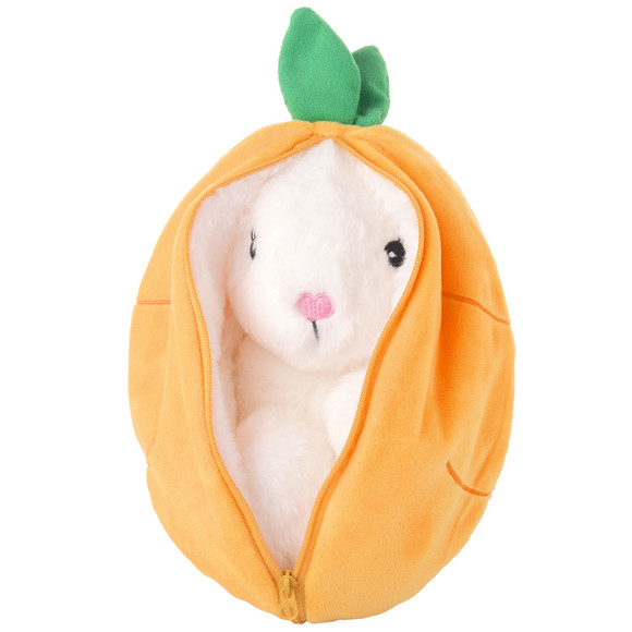 Plüschhase in Karotte