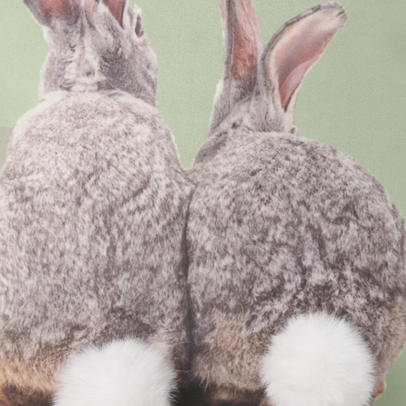 Kussen met konijnenmotief