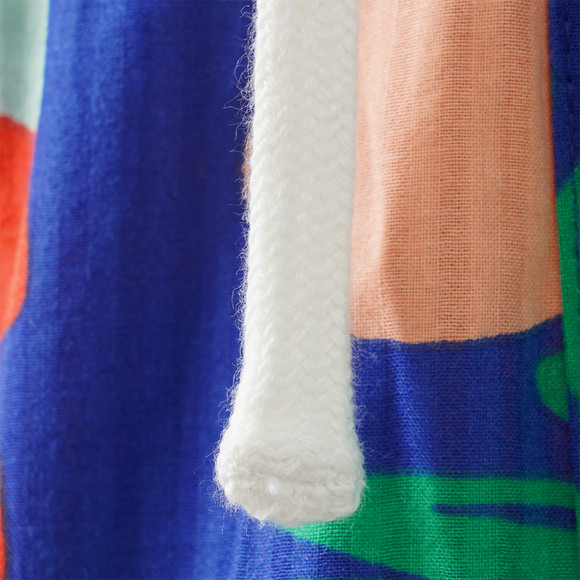 Jungen Shorts im Tropical-Look