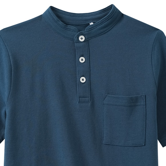 Jungen T-Shirt mit strukturiertem Material