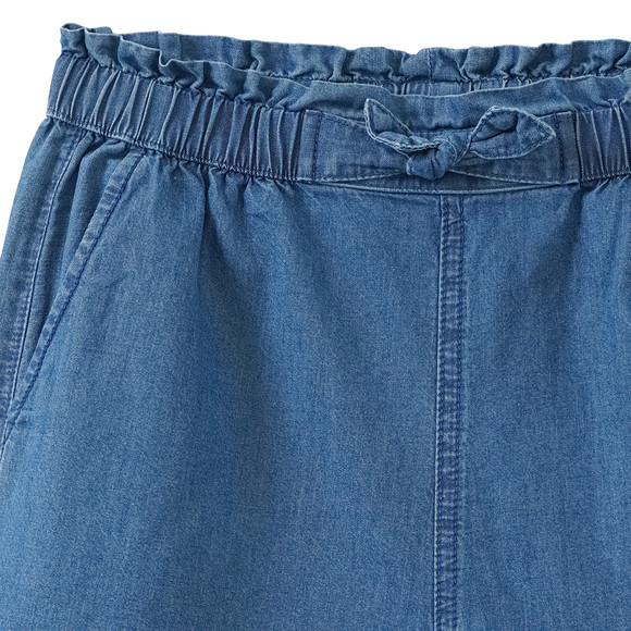 Mädchen Shorts aus leichtem Denim