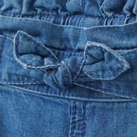 Mädchen Shorts aus leichtem Denim