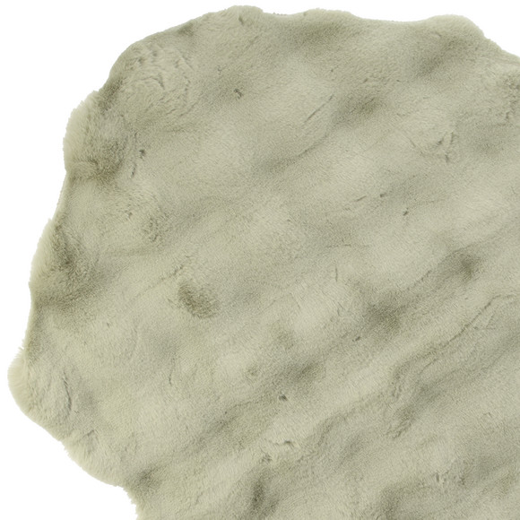 Tapijt van imitatiebont in langwerpige vorm