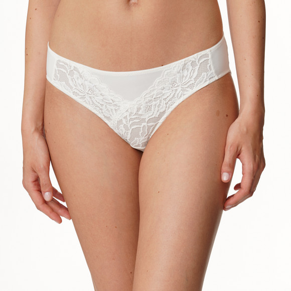 2 Damen Slips mit Spitze