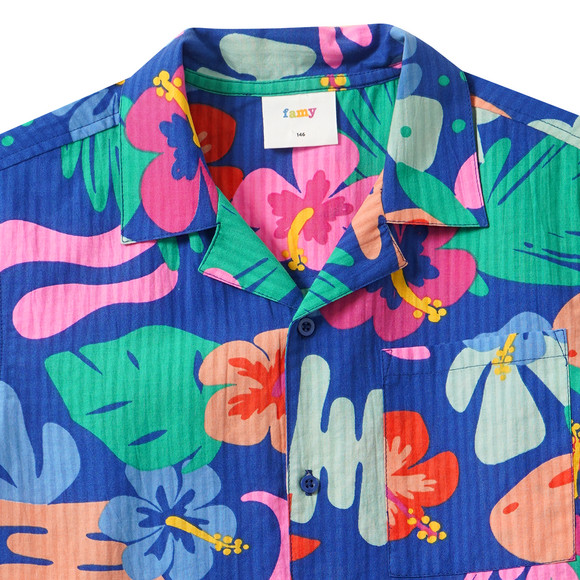 Jungen Hemd im Tropical-Look