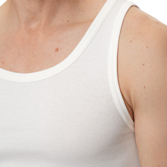 3 Herren Unterhemden im Set