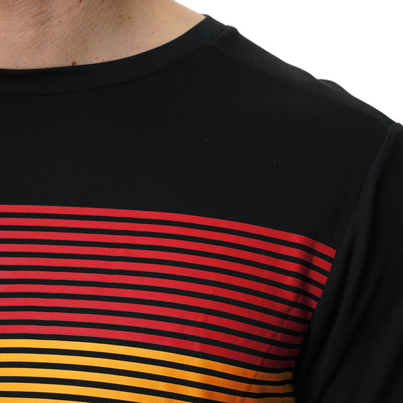 Herren Sport-T-Shirt im Fußball-Design