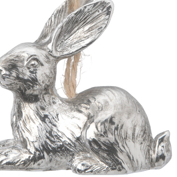 2 decoratieve hangers in de vorm van een haas