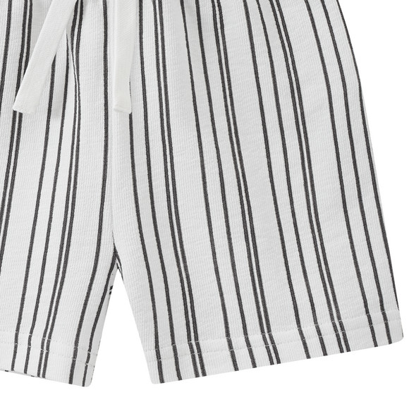 Babyshort van gestructureerd materiaal