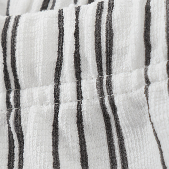 Babyshort van gestructureerd materiaal