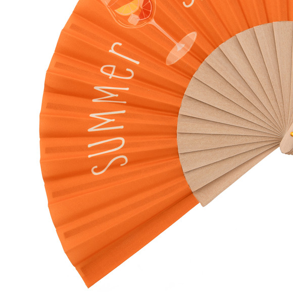 Fächer im sommerlichen Design